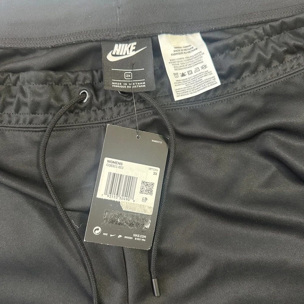 Nike Black Women's Track Pants with Gold Detail - Picture 3 of 4